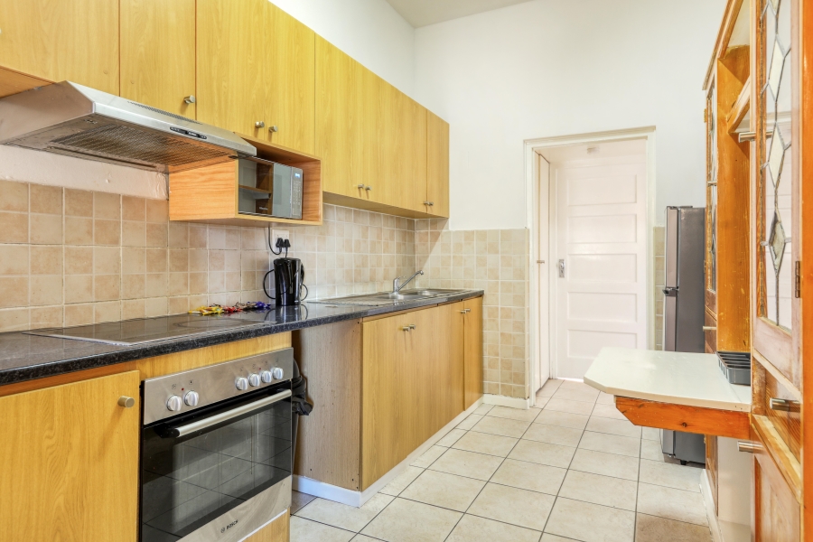 2 Bedroom Property for Sale in Green Point Western Cape